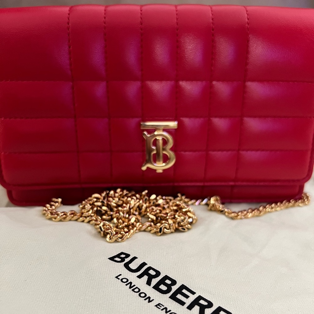 Burberry clutch